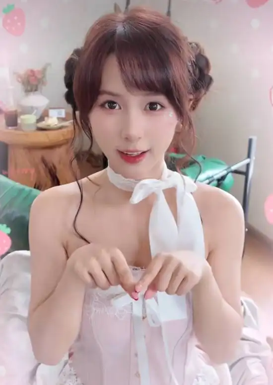 Bunny Garden 2 Adds Twin-Tail Lolita Roro in New Update
