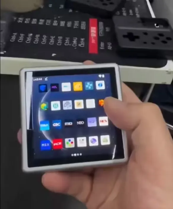 Can the concept behind the *Anbernic Rotating-Screen Handheld* really strike a chord with retro gaming fans?