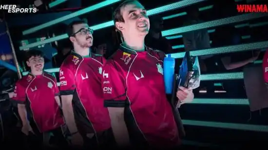 Will a female League of Legends player still be barred from ERL? Will things change after Caps speaks out?