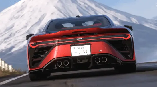 How realistic are the Japanese street scenes in *Forza Horizon 6*?