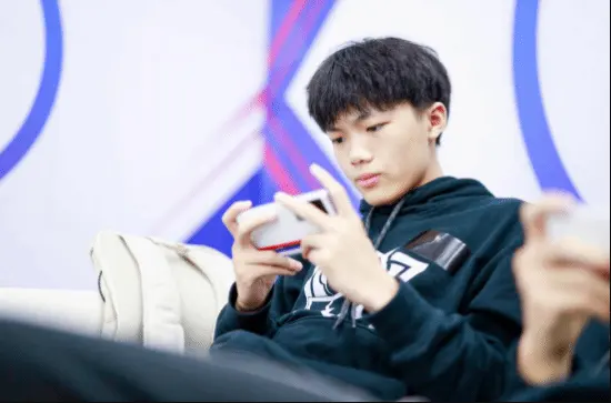 Qingqing from *Honor of Kings* Accused! The Esports Narrative Has Gone Out of Control